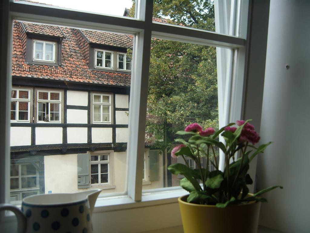 Ferienwohnungen Zur Kaiserstrasse Quedlinburg Rum bild